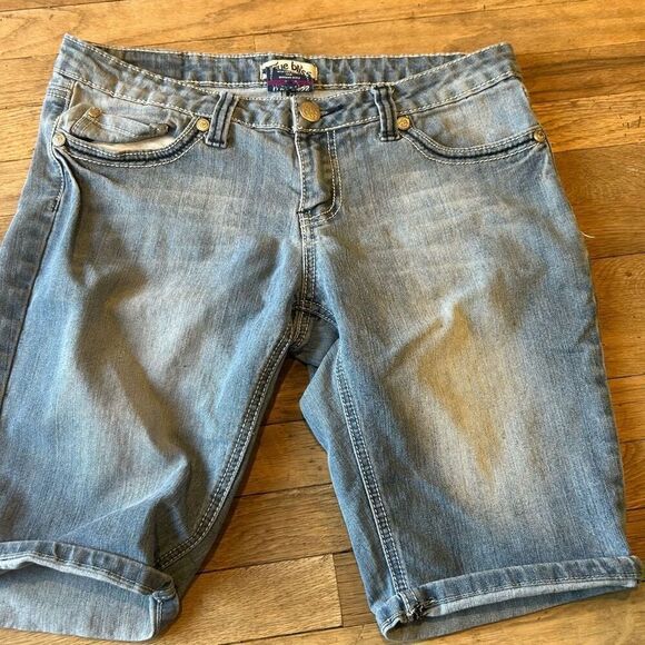 Vintage True Bliss denim jean shorts size 9 - Picture 1 of 6